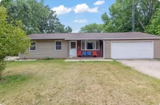 W209 McMahon Rd, Ixonia, WI